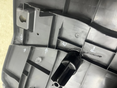 Tapicerka Mercedes w213 16-23r. wykładzina boczki bagażnika wkład mata KPL