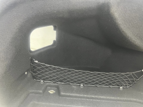 Tapicerka Mercedes w213 16-23r. wykładzina boczki bagażnika wkład mata KPL