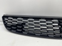 Atrapa Suzuki Swift 5 V 10-13r. NOWY grill przednia maskownica zderzaka znaczek oryginalna 71741-68l00-5pk