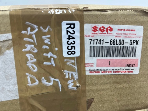 Atrapa Suzuki Swift 5 V 10-13r. NOWY grill przednia maskownica zderzaka znaczek oryginalna 71741-68l00-5pk