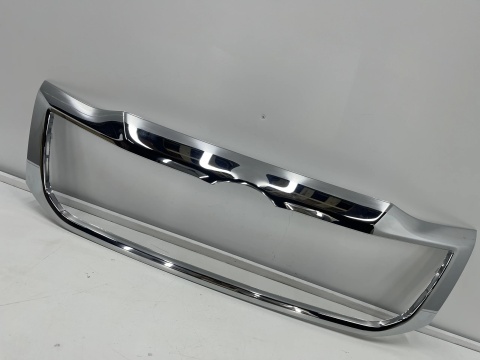 Atrapa Toyota Hilux 7 VII LIFT 11-15r. NOWA ramka chrom maskownica grilla oryginalna 53121-0k520