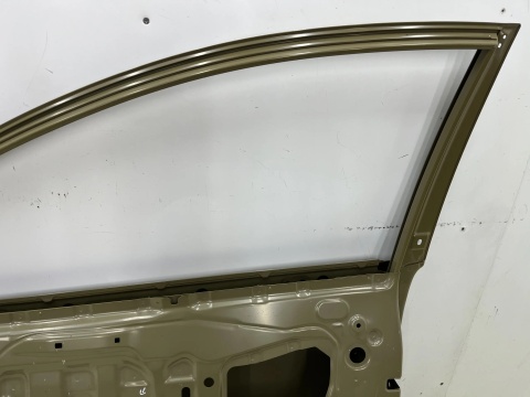 Drzwi Toyota Corolla E16 E18 13-19r. prawe przednie prawy przód nowe oryginalne 67001-02390