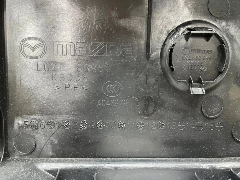 Tapicerka Mazda CX-7 CX7 06-12r. NOWY boczek klapy bagażnika osłona eg21-68-960b-02