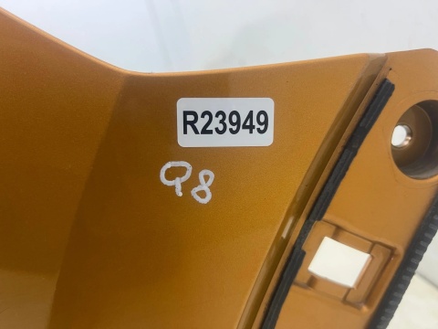 Zderzak tylny Audi Q8 18r.- tył 4M8807511