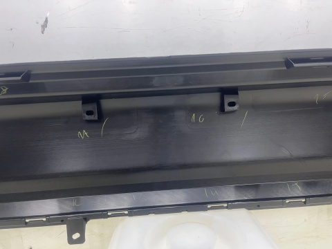 Zderzak tylny Suzuki SX4 S-Cross 2 II 22r.- tył PDC nowy oryginalny 71821-64U