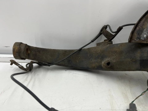 Zwrotnica Mazda 6 II GH 07-12r. 2.2 MZR-CD diesel piasta lewy przód