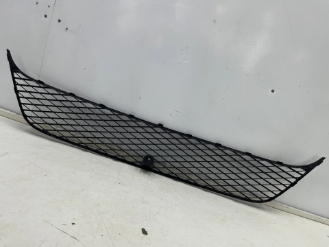 Atrapa Mitsubishi Outlander II 06-09r. grill przednia maskownica zderzaka nowa orginalna 6402A037