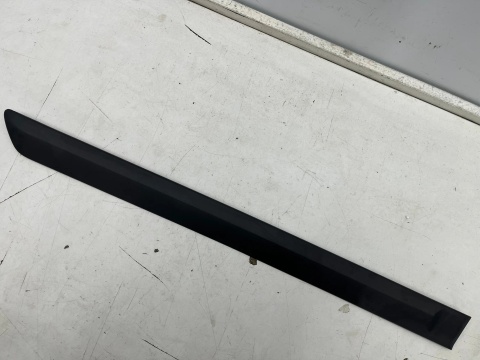 Listwa Hyundai Elantra III 00-06r. 5Drzwi prawa tylna listwa na drzwi dodatkowa ochronna oryginalna NOWA 877222D200CA