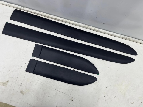 Listwa Toyota AYGO I 05-14r. 5Drzwi KOMPLET listew na drzwi dodatkowe ochronne oryginalne