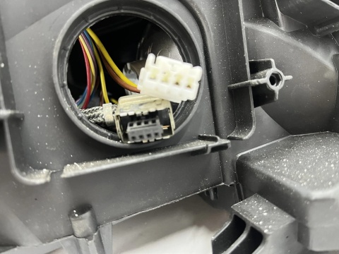 Lampa reflektor Audi A4 B8 07-11r. LEWA przednia BI Xenon BiXsenon nieskrętny Europa oryginal lewy przód 8k0941003c