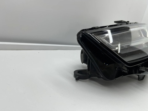 Lampa reflektor Audi A4 B9 8w 15-19r. LEWA przednia XENON KSENON + LED oryginalna EUROPA lewy przód 8w0941005