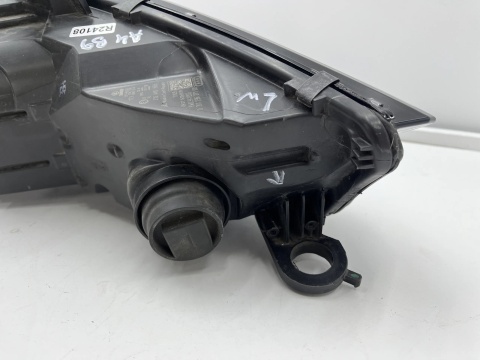 Lampa reflektor Audi A4 B9 8w 15-19r. LEWA przednia XENON KSENON + LED oryginalna EUROPA lewy przód 8w0941005