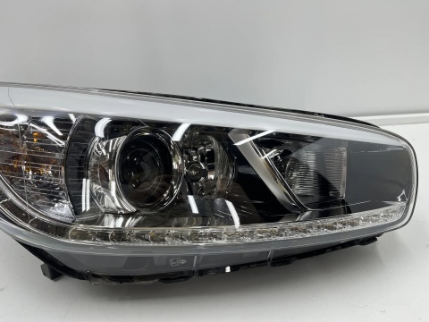 Lampa reflektor Kia Ceed II 2 Proceed 2 II 12-18r. prawa przednia soczewka + pasek LED prawy przód EUROPA 92102-a2220