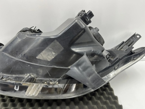 Lampa reflektor Mitsubishi L200 KJ KK KL KB 15-19r. PRAWA przednia EU oryginalna zwykła prawy przód 8301с730