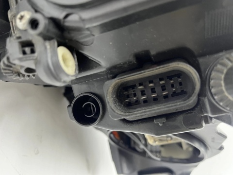 Lampa reflektor VW Golf 7 VII Lift 16-20r LEWA przednia BI-KSENON 5g1941751 lewy przód BI-Xenon