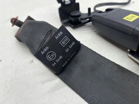 Pas bezpieczeństwa hyundai I30 prawy tył HB 1 I 07-12 czarny