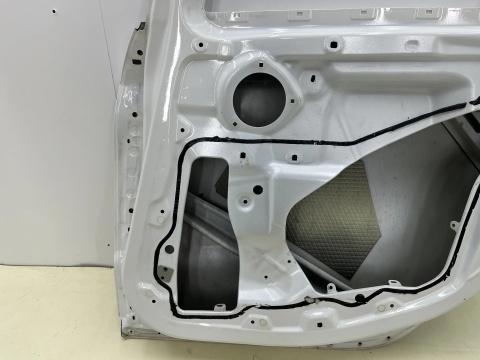 Drzwi BMW F46 2 Gran Tourer 14-22r. prawe tylne prawy tył