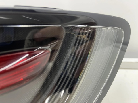 Lampa Porsche Macan I 95b LIFT 18r.- PRAWA tylna w błotnik ORYGINALNA prawy tył Europa 95b945092l