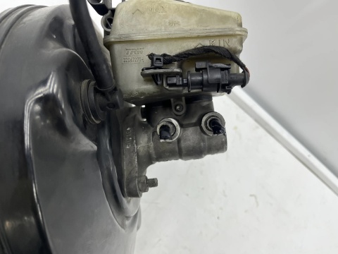 Pompa hamulcowa Opel Zafira B 05-14r. 1.9 CDTI serwo wspomaganie hamulca 13142362