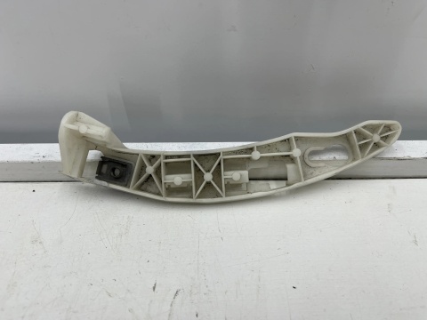 Ślizg Peugeot 208 I 12-19r. mocowanie wspornik uchwyt zderzaka lewe tylne 9673271580