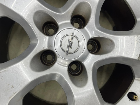 Felga Opel Zafira B Astra G H Vectra C Meriva 6,5jx16 ET37 5x110 felgi aluminiowe r16 cali KOMPLET 13116659