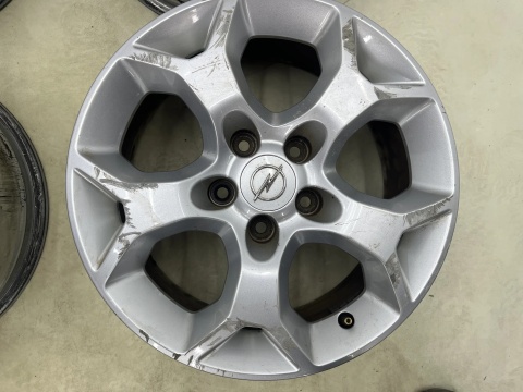 Felga Opel Zafira B Astra G H Vectra C Meriva 6,5jx16 ET37 5x110 felgi aluminiowe r16 cali KOMPLET 13116659