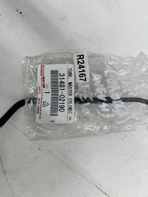 Przewód sprzęgła Toyota Avensis 2 II T25 Corolla IX E12 01-09r. NOWA rurka wysprzęglika pompy sprzęgła 31481-02190