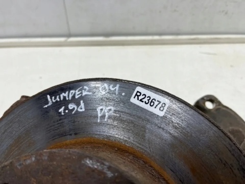 Zwrotnica Citroen Jumper Ducato Boxer 94-06r 1.9d DIESEL piasta prawy przód