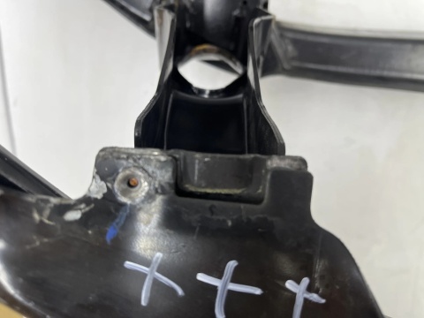 Belka zderzaka VW Touran II 5ta 15r.- przednie wzmocnienie oryginalna przód 5ta807611