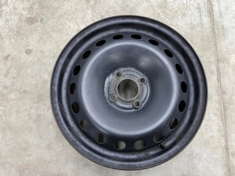 Felga Renault Megane Scenic 2 II 02-09r. 6,5jx15 ET49 4x100 felgi stalowe