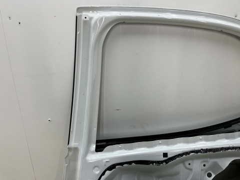 Drzwi Mazda 2 Hybrid Toyota Yaris 4 IV XP21 20r.- prawe tylne prawy tył