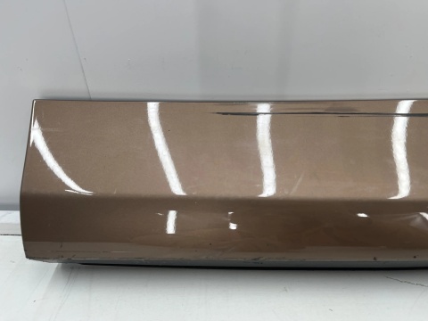 Listwa Mazda CX-60 CX60 22r.- prawa przednia dolna nakładka drzwi prawy przód