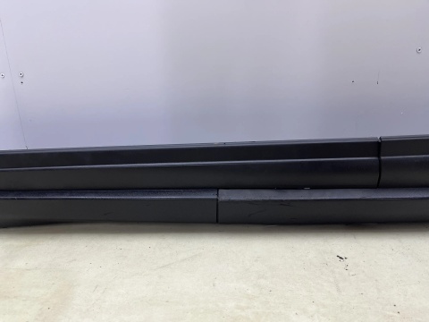 Nakładka progu Ford C-max 10-19r. prawa listwa progowa zewnętrzna am51-r10154-a