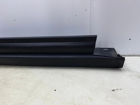 Nakładka progu Ford C-max 10-19r. prawa listwa progowa zewnętrzna am51-r10154-a