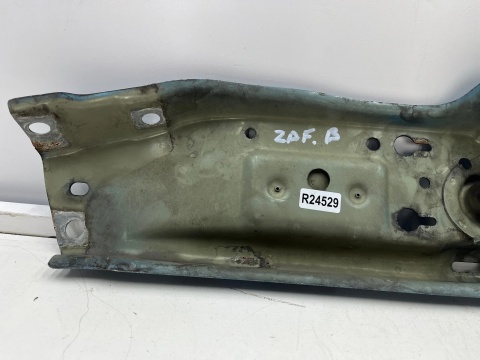 Pas przedni Opel Zafira B 05-14r. wzmocnienie górne czujnik maski mocowanie atrapy belka Z20N