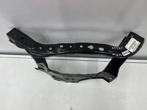 Pas przedni Toyota Hilux 15-26r. lewy przedni okular reflektora ślizg wzmocnienie 53203-KK020