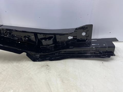 Poszycie Hyundai ix35 I Tucson 2 II 09-15r. NOWA podłużnica tylna prawa ćwiartka wzmocnienie mocowanie haka ORYGINALNY