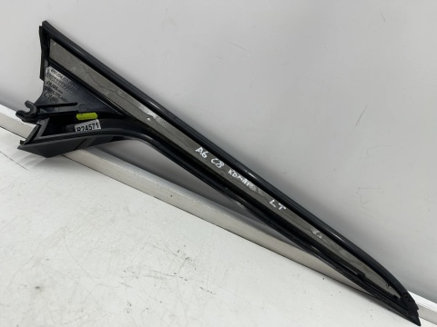 Listwa Audi A6 C8 kombi 18-25r. LEWA nakładka szyby klapy bagażnika spoiler blenda 4k9854871