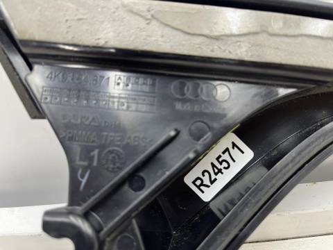 Listwa Audi A6 C8 kombi 18-25r. LEWA nakładka szyby klapy bagażnika spoiler blenda 4k9854871
