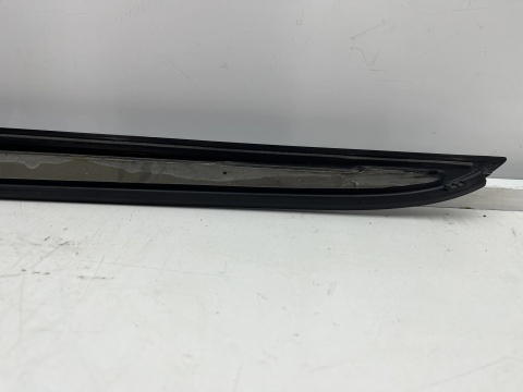 Listwa Audi A6 C8 kombi 18-25r. PRAWA nakładka szyby klapy bagażnika spoiler blenda 4k9854872