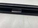 Listwa Porsche Cayenne III 9y 17r.- lewa nakładka zgarniająca szyby przedniej czołowej zaślepka 9y0854327b