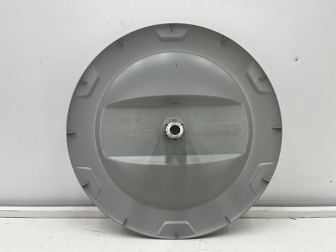 Osłona koło zapasowe Toyota RAV4 II 00-05r. dekielek na rezerwę klapy bagażnika oryginalny 64771-42080