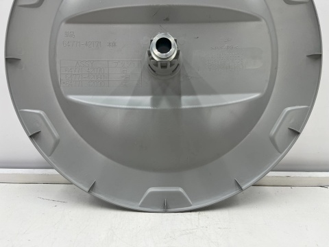 Osłona koło zapasowe Toyota RAV4 II 00-05r. dekielek na rezerwę klapy bagażnika oryginalny 64771-42080