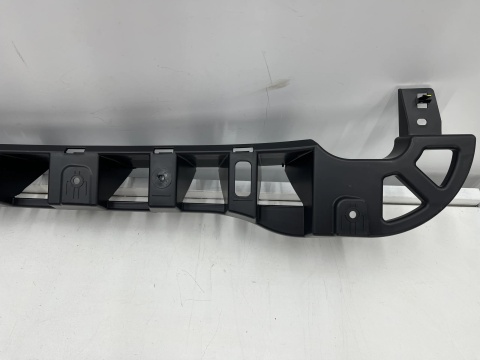Ślizg Fiat 500X 14r.- tylne środkowe mocowanie zderzaka 51937661