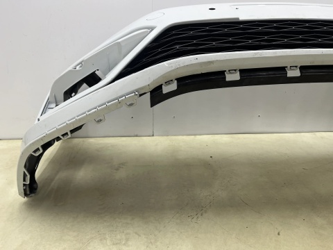 Zderzak przedni VW Touran R-Line 3 III 15r.- przód PDC spryski 5TA807221M