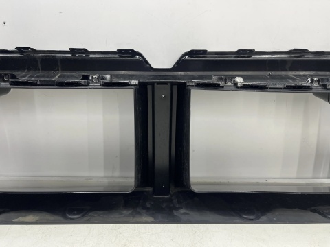 Atrapa BMW M5 G90 G99 24r.- grill zderzaka kratka środkowa dolna 7887417
