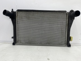 Chłodnica intercoolera Arteon Golf Passat B8 T-Roc Karoq 1 I Octavia Super B 3 III 13r.- intercooler oryginał 5Q0145803R