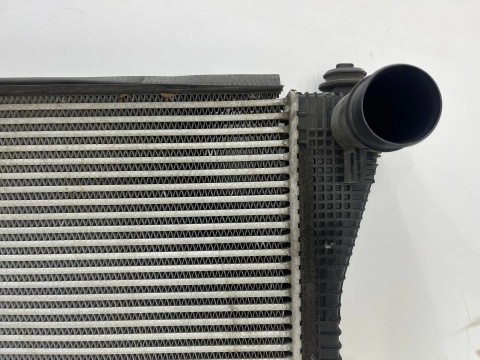 Chłodnica intercoolera Arteon Golf Passat B8 T-Roc Karoq 1 I Octavia Super B 3 III 13r.- intercooler oryginał 5Q0145803R