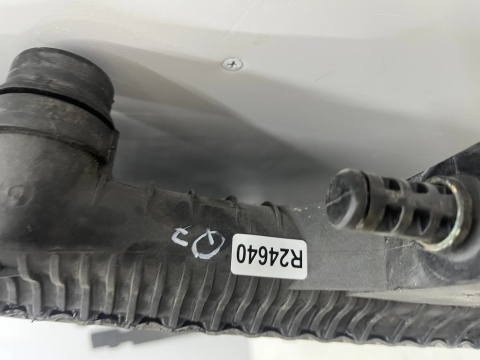 Chłodnica wody Q7 4L Cayenne 955 Touareg 7L 02-15r. 7l0121253a
