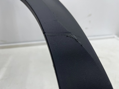 Listwa Peugeot 2008 II 19r.- PRAWY przedni rant nadkola błotnika nakładka struktura prawy przód 9825736680